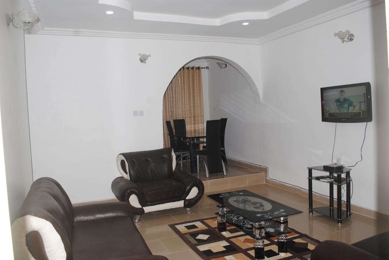 Wynnas Serviced Apartments Benin City Luaran gambar